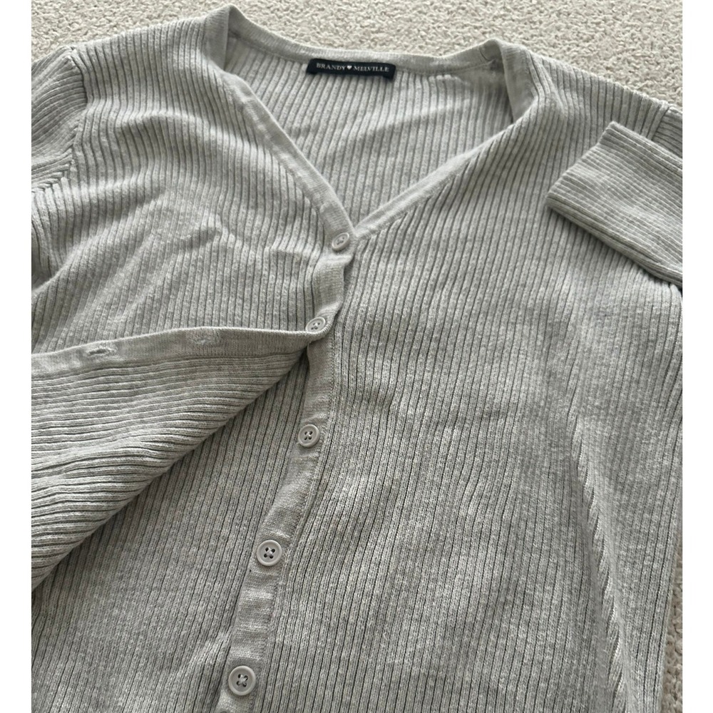 Brandy Melville Grey Ribbed Cropped Cardigan Size Small - Picture 3 of 8